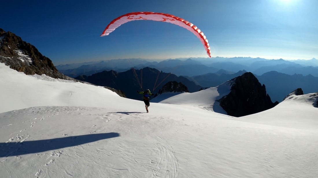 Pelvoux en parapente