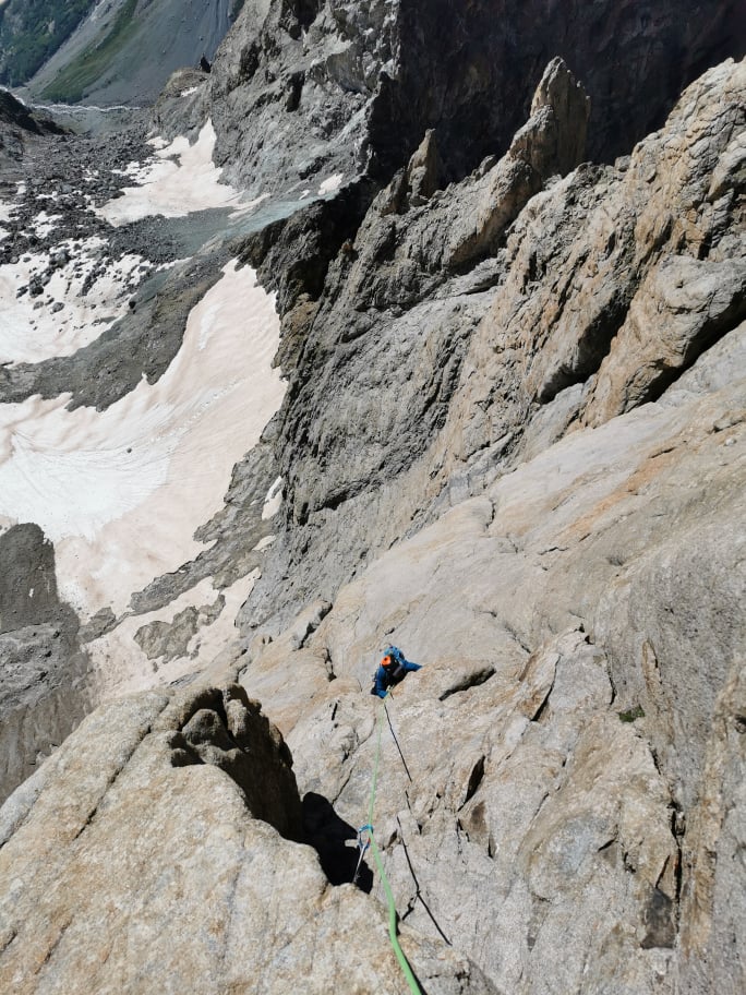 Aiguille de Sialouze, Je vous salue Marie